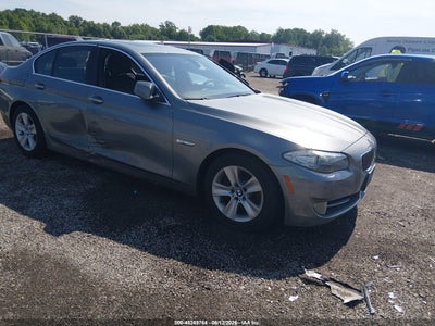 BMW 528I 2011