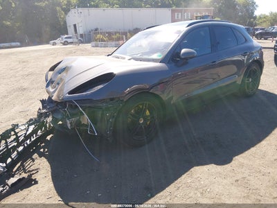 PORSCHE MACAN 2015