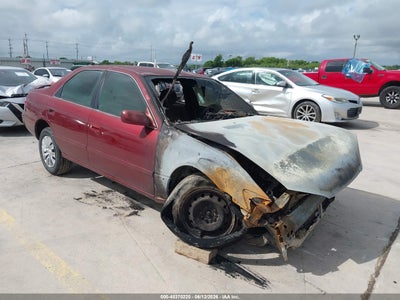 TOYOTA CAMRY 2001