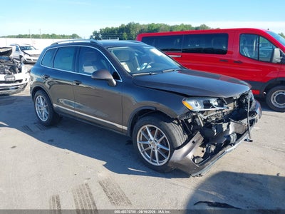 VOLKSWAGEN TOUAREG 2016