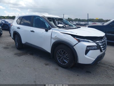 NISSAN ROGUE 2024