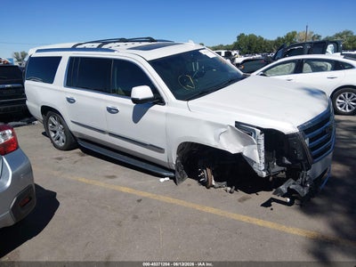 CADILLAC ESCALADE ESV 2018