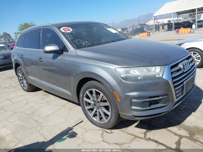 AUDI Q7 2017