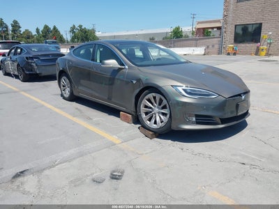 TESLA MODEL S 2016