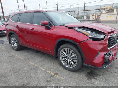 TOYOTA HIGHLANDER HYBRID 2025