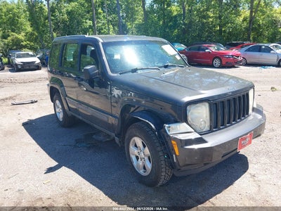 JEEP LIBERTY 2011