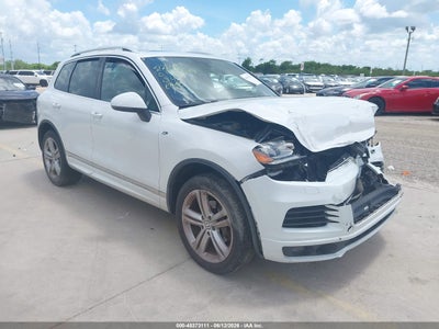 VOLKSWAGEN TOUAREG 2014