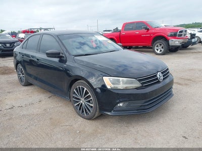 VOLKSWAGEN JETTA 2016
