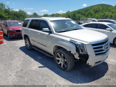 CADILLAC ESCALADE 2015