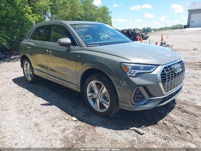 AUDI Q3 2024