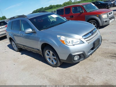 SUBARU OUTBACK 2013