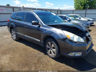 SUBARU OUTBACK 2012