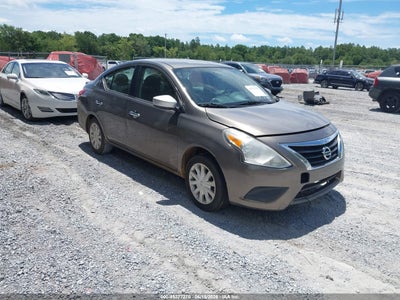 NISSAN VERSA 2016