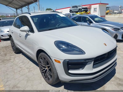 PORSCHE MACAN 2023