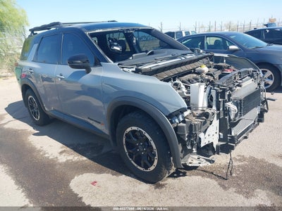 NISSAN PATHFINDER 2024