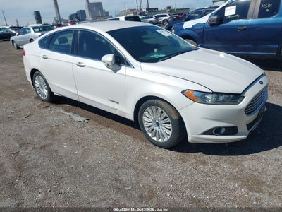 FORD FUSION HYBRID 2016