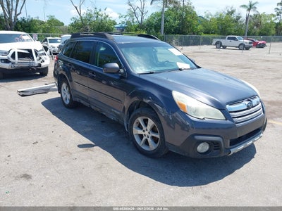 SUBARU OUTBACK 2013