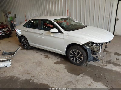 VOLKSWAGEN JETTA 2024