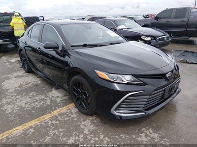 TOYOTA CAMRY 2023