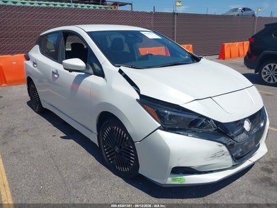NISSAN LEAF 2023