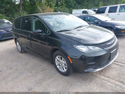 CHRYSLER VOYAGER 2023