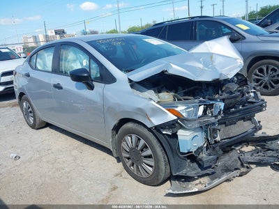 NISSAN VERSA 2021