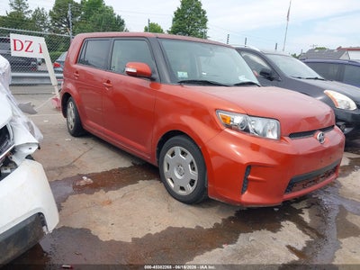 SCION XB 2012