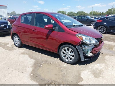 TOYOTA YARIS 2017