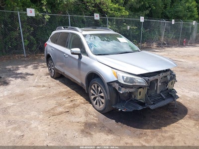 SUBARU OUTBACK 2016