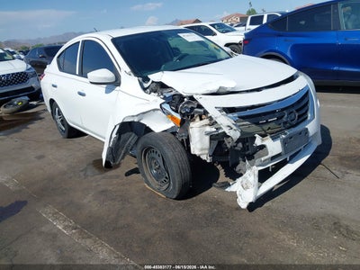 NISSAN VERSA 2015