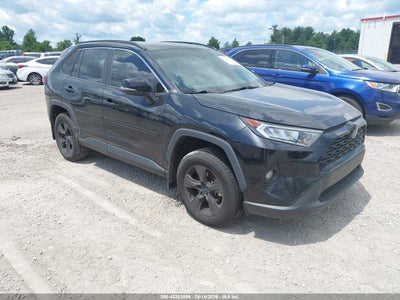 TOYOTA RAV4 2021