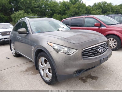 INFINITI FX35 2011
