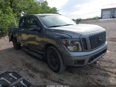 NISSAN TITAN 2018