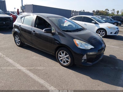 TOYOTA PRIUS C 2012