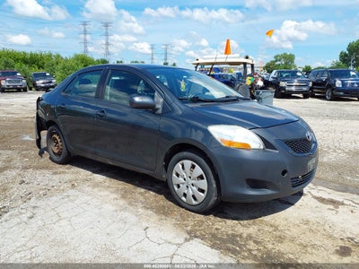 TOYOTA YARIS 2011