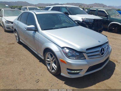 MERCEDES-BENZ C 300 2013