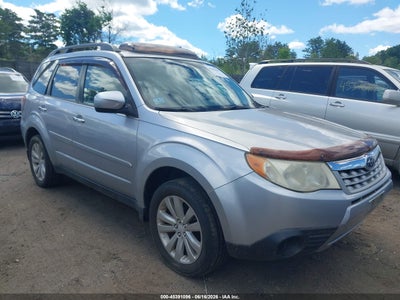 SUBARU FORESTER 2012