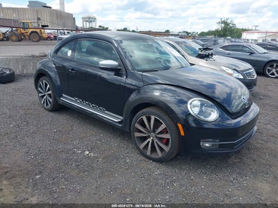 VOLKSWAGEN BEETLE 2012