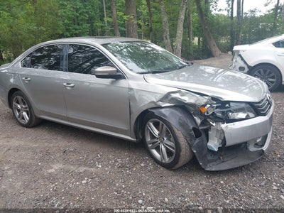VOLKSWAGEN PASSAT 2014