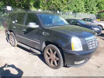 CADILLAC ESCALADE 2011