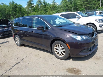 CHRYSLER PACIFICA 2017