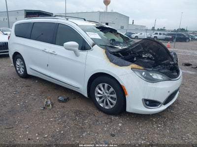 CHRYSLER PACIFICA 2018