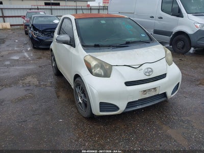 SCION IQ 2012