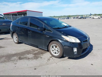 TOYOTA PRIUS 2011