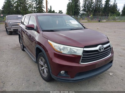 TOYOTA HIGHLANDER 2016