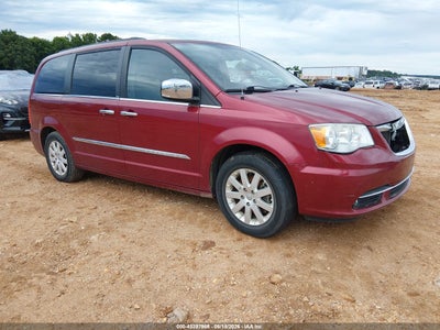 CHRYSLER TOWN & COUNTRY 2012