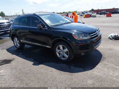 VOLKSWAGEN TOUAREG 2013