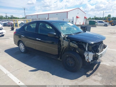 NISSAN VERSA 2019