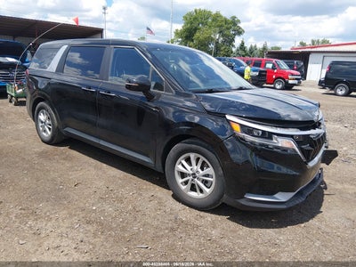 KIA CARNIVAL MPV 2024
