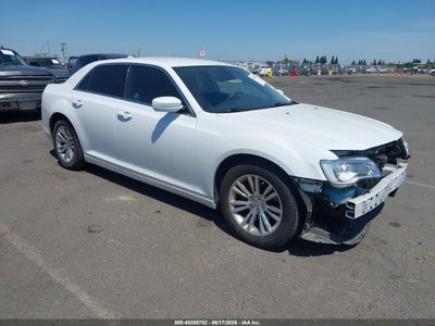 CHRYSLER 300 2018